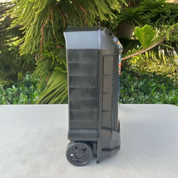 Hot Wheels Carrying Case w/ Retractable Handle - Picture 4 of 7